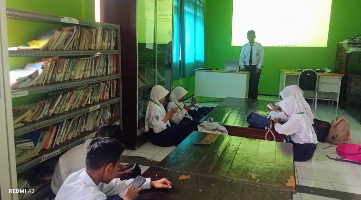 Gambar WhatsApp 2025-10-20 pukul 20.17.57_586f87a7